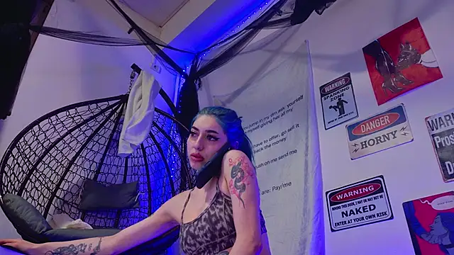 Snapshot of AriaVoss chatting on March 2026 06:14:02 PM AriaVoss online show from March 2026 06:14:02 PM