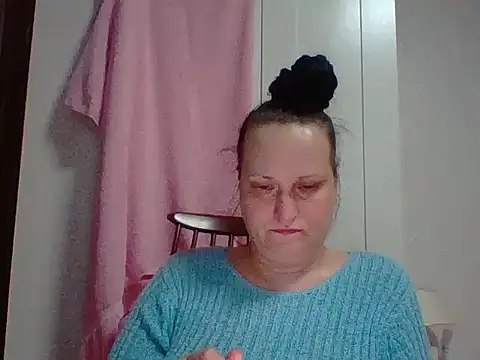  squirty cum lady  online show from February 2025 06:09:01 PM