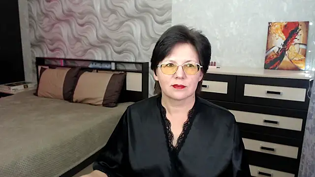 Snapshot of VitaCharm chatting on March 2025 07:49:02 PM VitaCharm online show from March 2025 07:49:02 PM