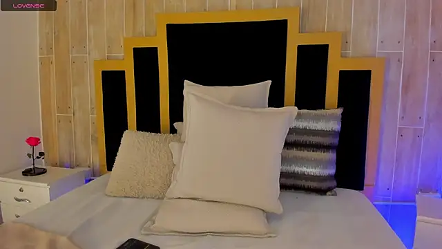 Snapshot of TamyHoney chatting on February 2025 02:12:01 AM TamyHoney online show from February 2025 02:12:01 AM