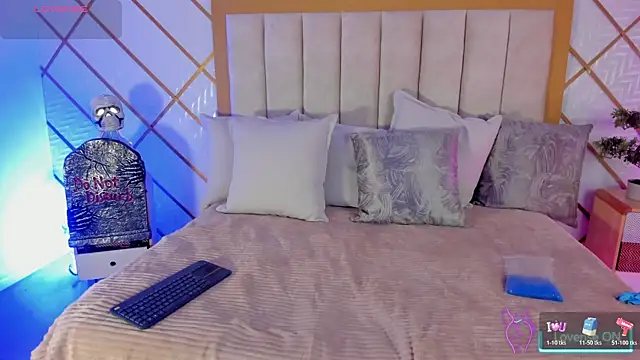 Snapshot of TamyHoney chatting on October 2025 01:40:01 AM TamyHoney online show from October 2025 01:40:01 AM