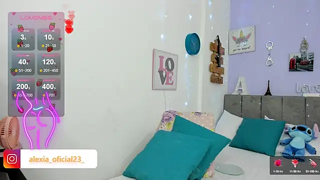 Snapshot of Alexia_Sweet_x chatting on February 2025 11:25:02 PM Alexia Sweet x online show from February 2025 11:25:02 PM