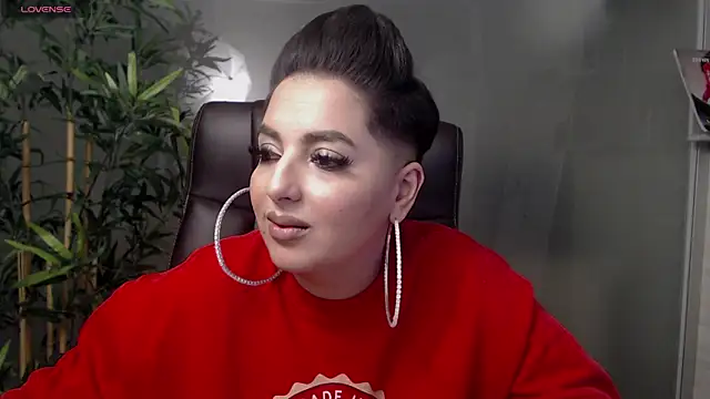 BustyAllyy online show from February 2025 11:53:02 PM