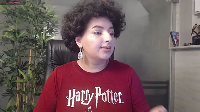 BustyAllyy online show from September 2025 04:07:01 PM