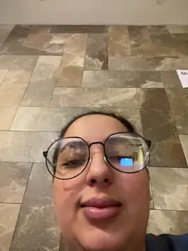 BustyAllyy online show from January 2026 06:55:02 PM