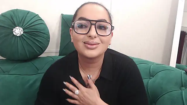 BustyAllyy online show from April 2026 08:55:01 PM