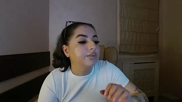 BustyAllyy online show from June 2026 09:14:01 PM
