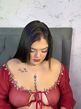 Snapshot of Brhiana_Williamms chatting on June 2026 02:08:02 PM Brhiana Williamms online show from June 2026 02:08:02 PM
