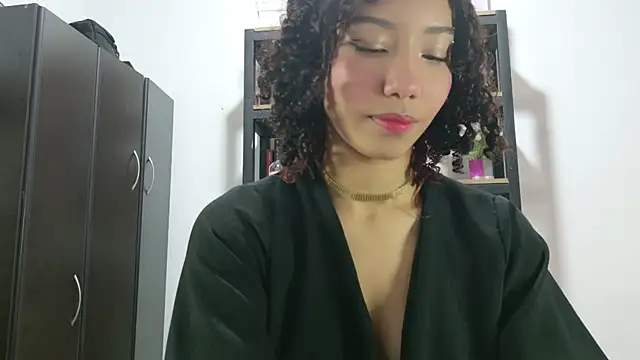 Snapshot of nya_ah chatting on March 2025 07:24:01 AM nya ah online show from March 2025 07:24:01 AM