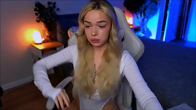 Lily Yin online show from April 2026 05:36:02 AM