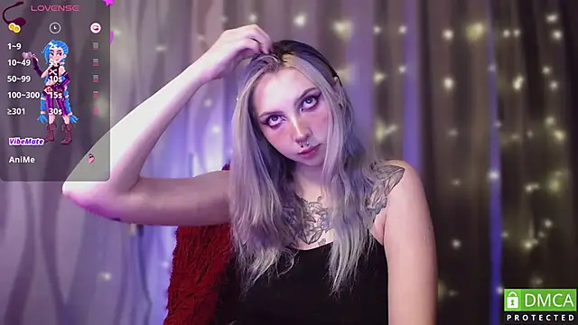 Snapshot of JustMeowGirl chatting on December 2024 09:55:02 AM JustMeowGirl online show from December 2024 09:55:02 AM