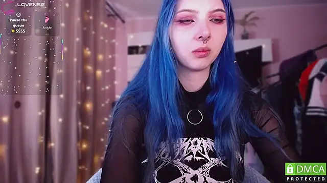 JustMeowGirl online show from January 2026 05:09:01 AM