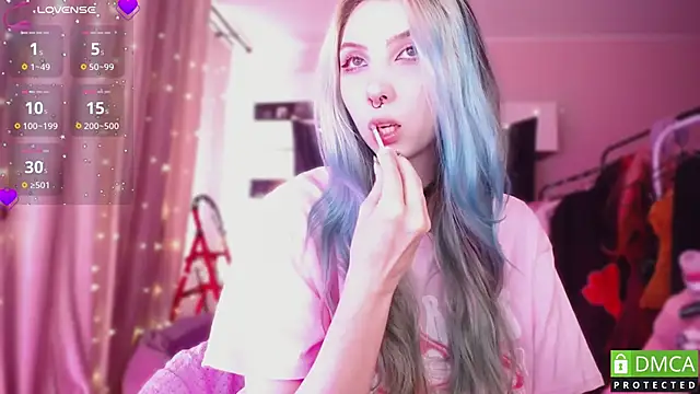 JustMeowGirl online show from April 2026 06:02:02 AM