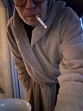 Snapshot of Schnubby1 chatting on February 2026 04:47:02 PM Schnubby1 online show from February 2026 04:47:02 PM