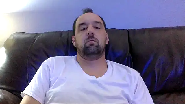 Snapshot of Kink_Master_Daddy chatting on October 2025 01:19:01 AM Kink Master Daddy online show from October 2025 01:19:01 AM