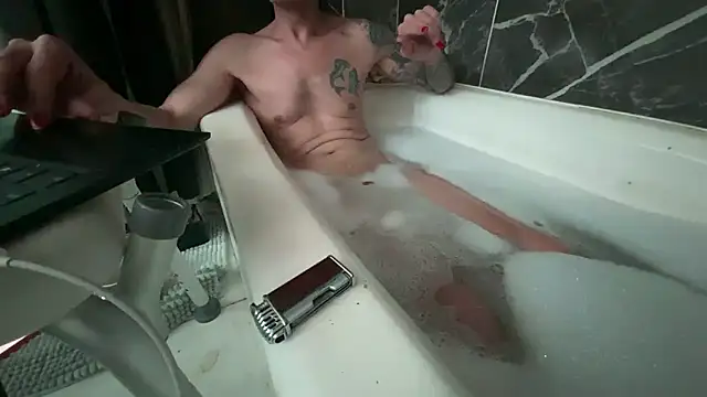 sissysylvia online show from February 2025 04:35:02 PM