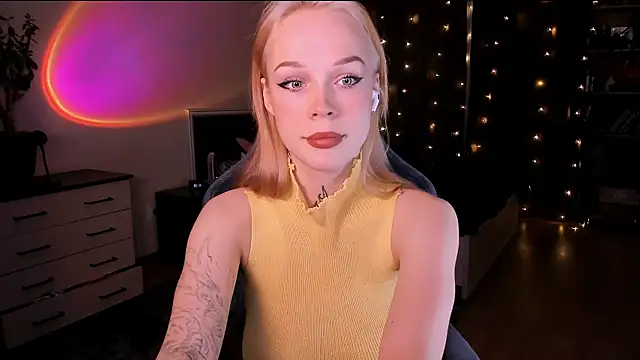 Polusladkoye online show from January 2026 03:39:01 PM