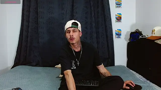 Bastiaan 28 online show from November 2025 03:51:01 AM