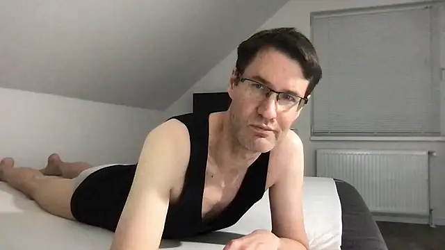 zxzx cam1 online show from January 2026 06:31:01 PM