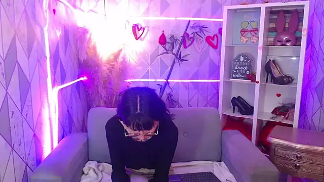 charlottemoonxz online show from November 2025 07:46:02 PM