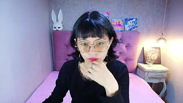 charlottemoonxz online show from June 2026 05:14:01 PM