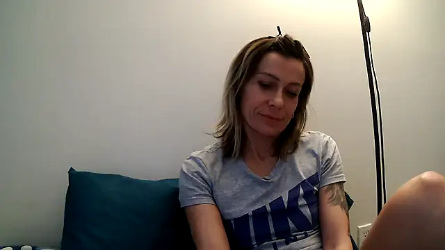 anechka1 online show from May 2026 11:33:02 PM