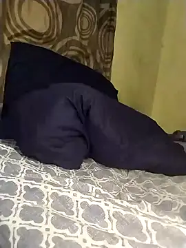 Snapshot of Stallion100 chatting on December 2024 08:10:02 PM Stallion100 online show from December 2024 08:10:02 PM