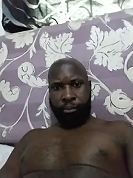 Snapshot of Stallion100 chatting on November 2025 07:52:01 AM Stallion100 online show from November 2025 07:52:01 AM