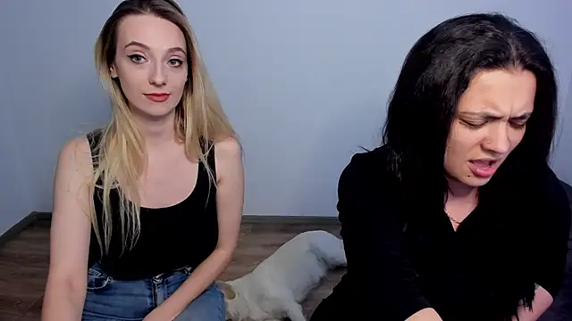 LuciaLoca online show from April 2026 10:30:02 PM