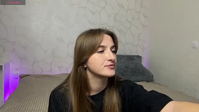 Snapshot of Vibe_to_night chatting on November 2025 03:12:01 PM Vibe to night online show from November 2025 03:12:01 PM