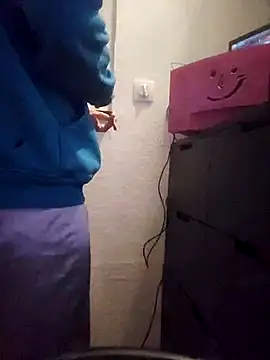 Snapshot of 0815lukas2024 chatting on December 2024 01:03:01 AM 0815lukas2024 online show from December 2024 01:03:01 AM