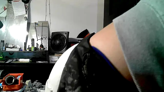 Snapshot of 0815lukas2024 chatting on October 2025 10:54:02 PM 0815lukas2024 online show from October 2025 10:54:02 PM