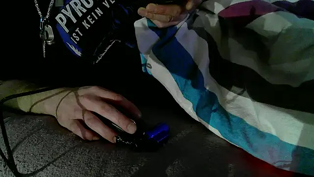 Snapshot of 0815lukas2024 chatting on November 2025 06:04:02 AM 0815lukas2024 online show from November 2025 06:04:02 AM