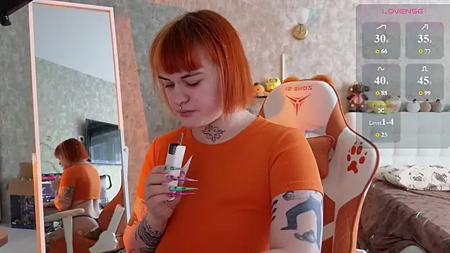 LolyMolli online show from August 2026 01:20:01 PM