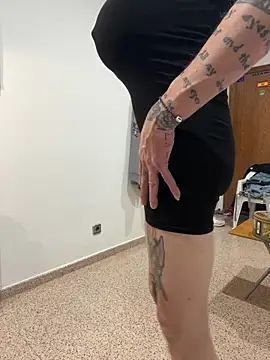 Kamaleonix online show from February 2026 10:27:02 PM