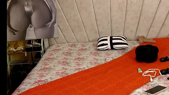 Kyla may online show from March 2025 07:02:01 PM