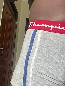 Snapshot of julietunderwoood chatting on September 2025 04:38:02 AM julietunderwoood online show from September 2025 04:38:02 AM