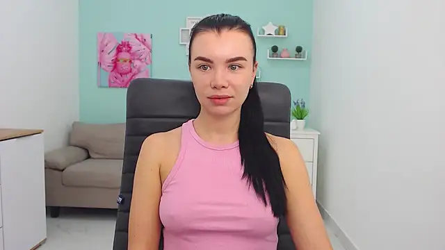 MadisonGomes online show from December 2024 07:01:01 AM