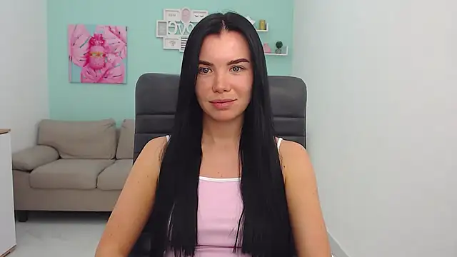 MadisonGomes online show from March 2025 12:00:01 PM