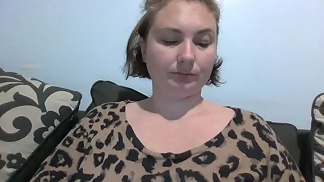 MilfyMrsRobinson online show from January 2026 01:59:01 PM