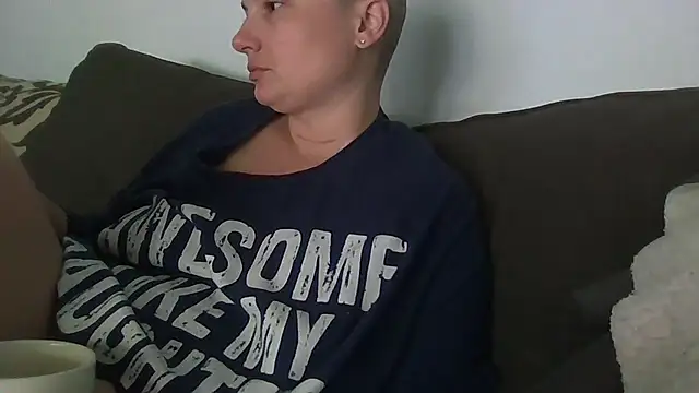 MilfyMrsRobinson online show from June 2026 01:46:01 PM