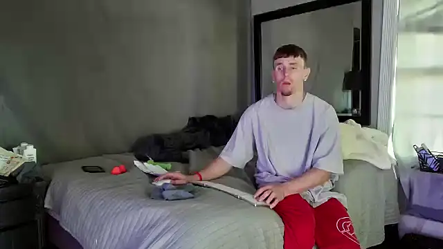 Snapshot of RyleyRydes chatting on December 2024 08:14:02 PM RyleyRydes online show from December 2024 08:14:02 PM