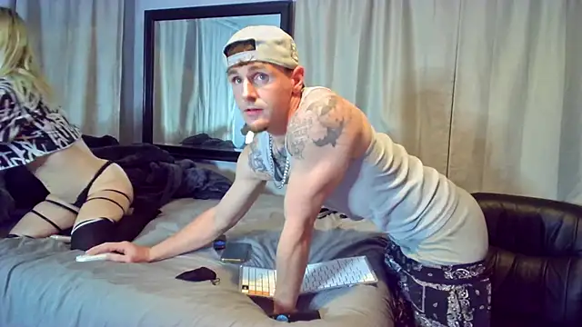 Snapshot of RyleyRydes chatting on February 2025 09:19:01 AM RyleyRydes online show from February 2025 09:19:01 AM