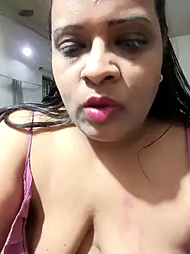 Snapshot of Love_Jenny chatting on February 2025 07:22:01 AM Love Jenny online show from February 2025 07:22:01 AM