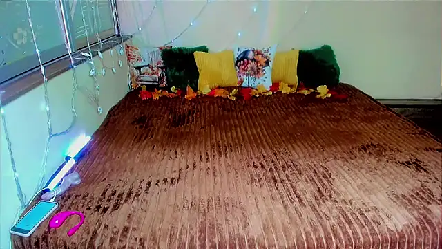 Snapshot of LizaSenri chatting on September 2025 08:16:01 AM LizaSenri online show from September 2025 08:16:01 AM