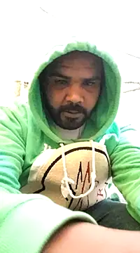Snapshot of ListedLoin chatting on December 2024 06:14:01 AM ListedLoin online show from December 2024 06:14:01 AM