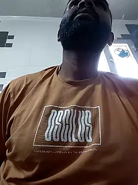 ListedLoin online show from November 2025 10:37:02 AM