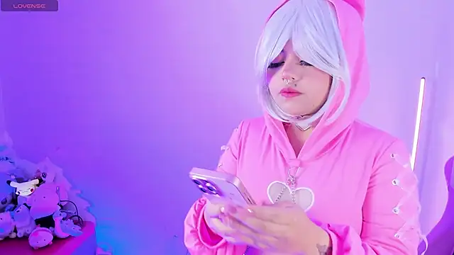 Snapshot of Ahri_Elderwood chatting on January 2026 05:13:02 AM Ahri Elderwood online show from January 2026 05:13:02 AM