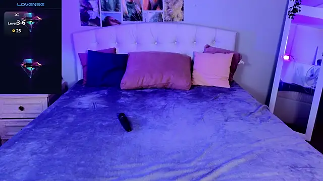 Snapshot of JessicaCartier chatting on January 2025 04:18:02 AM JessicaCartier online show from January 2025 04:18:02 AM