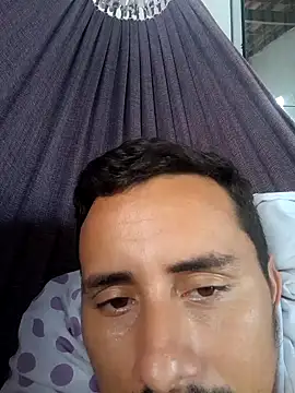 Snapshot of luissilva0071 chatting on February 2025 04:14:01 PM luissilva0071 online show from February 2025 04:14:01 PM